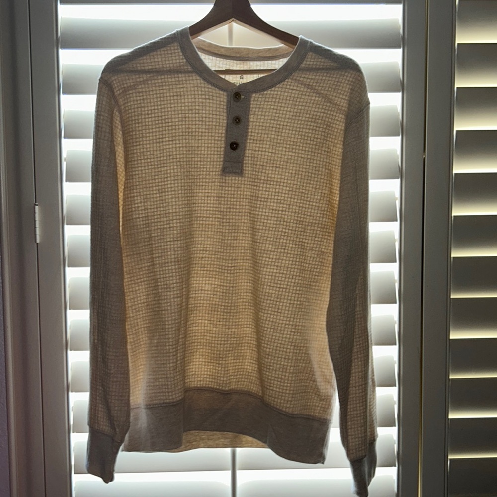 Long sleeve three bottom up